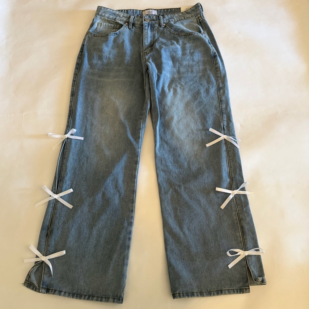 Trendy and Stylish Wide Leg Blue Jeans with White Bow Accents